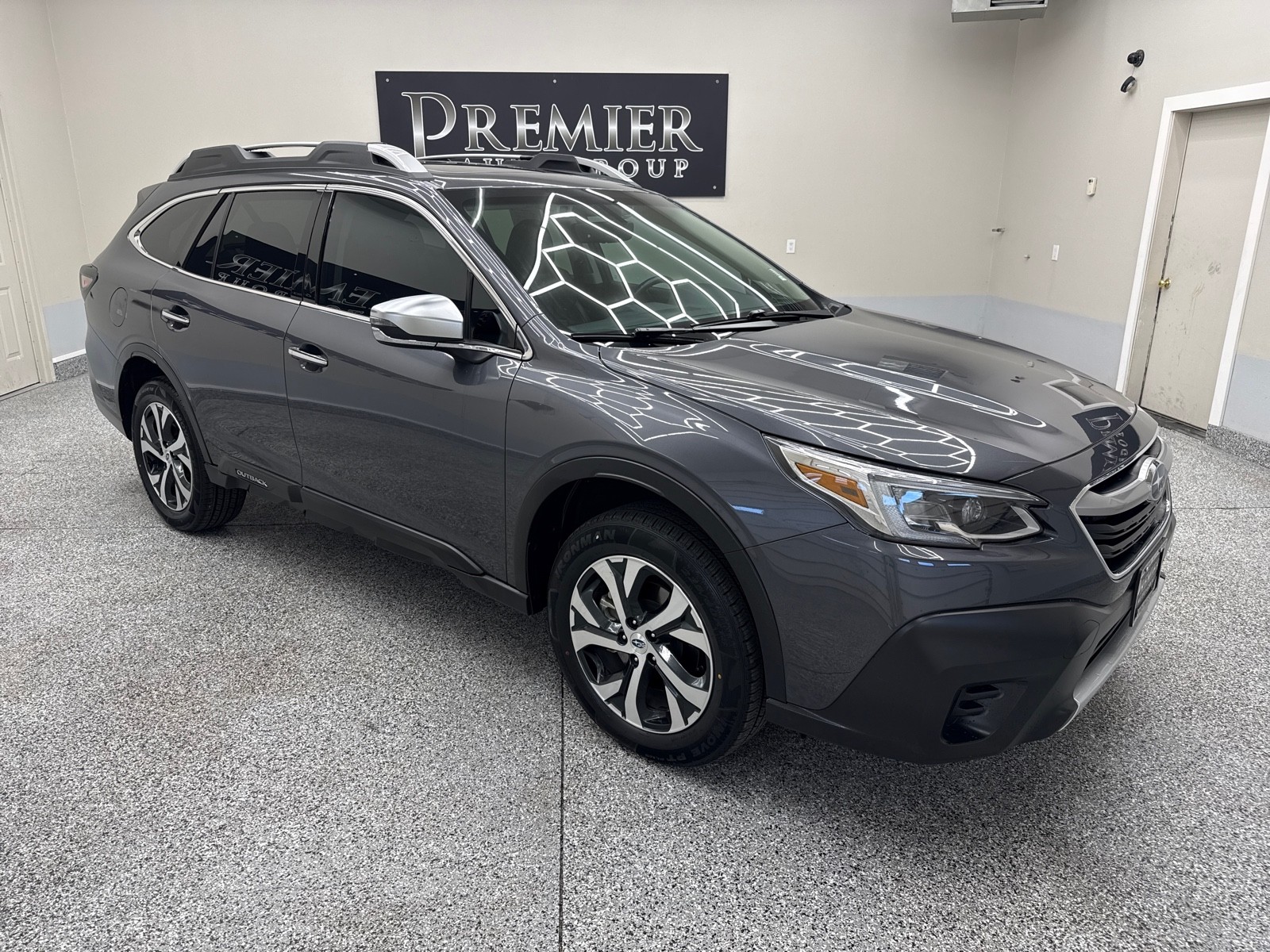 2022 Subaru Outback Touring XT's photo