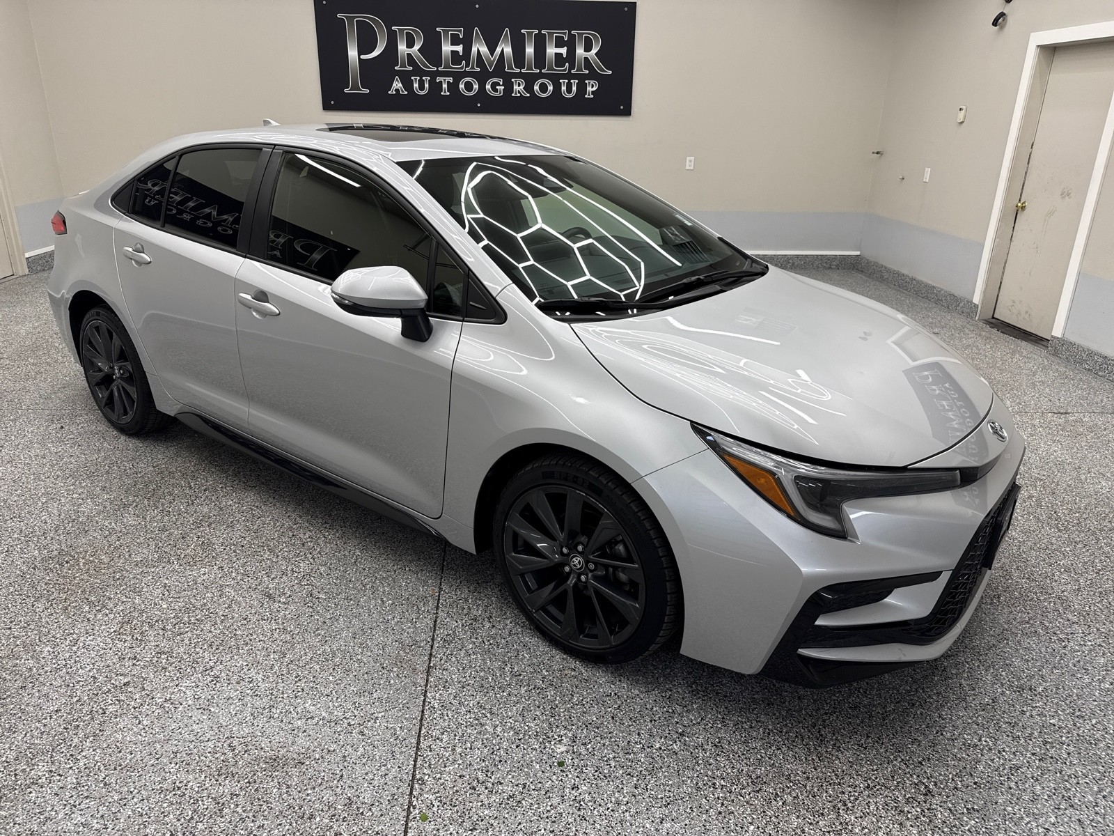 2024 Toyota Corolla SE CVT's photo