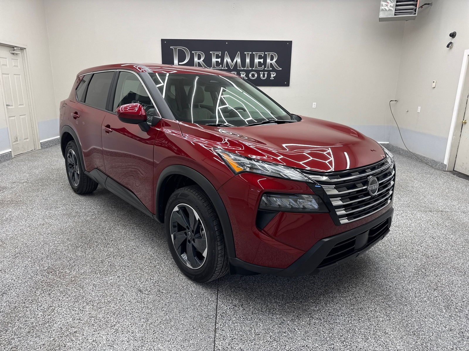 2025 Nissan Rogue SV AWD's photo