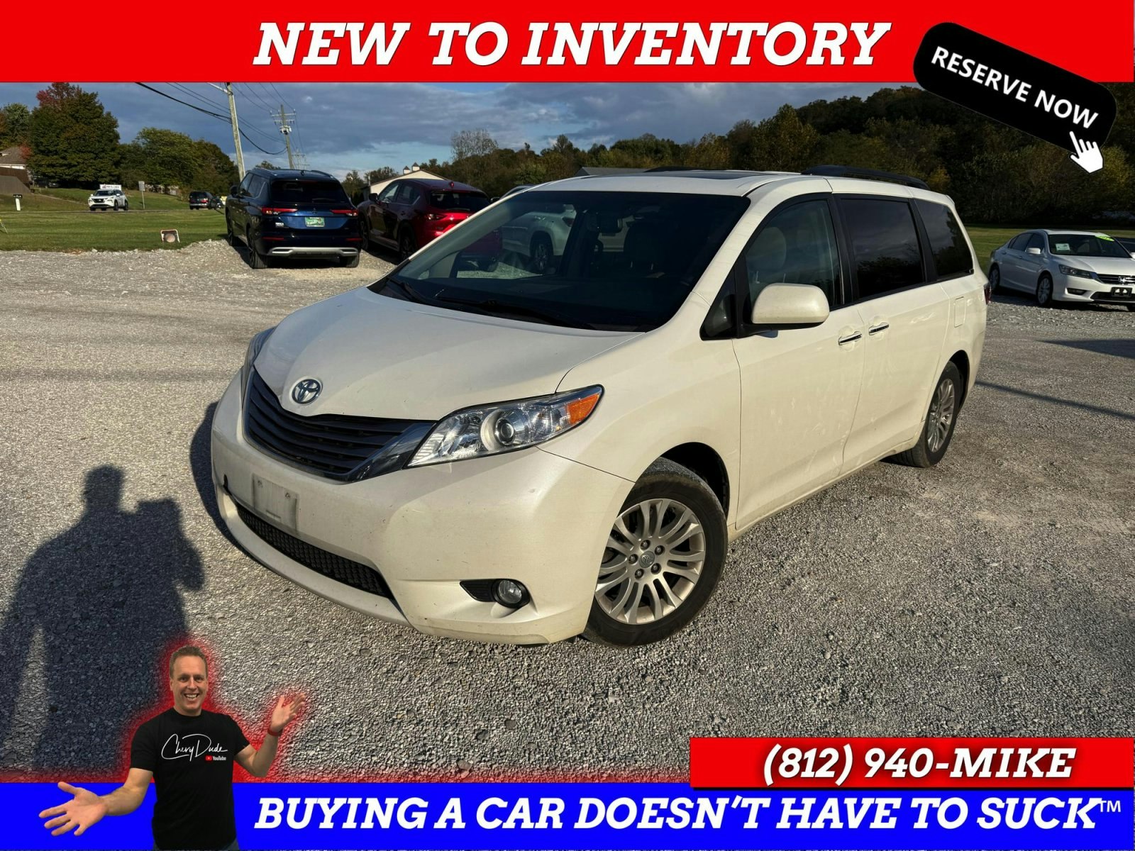 2017 Toyota Sienna XLE Minivan (P1472) Main Image