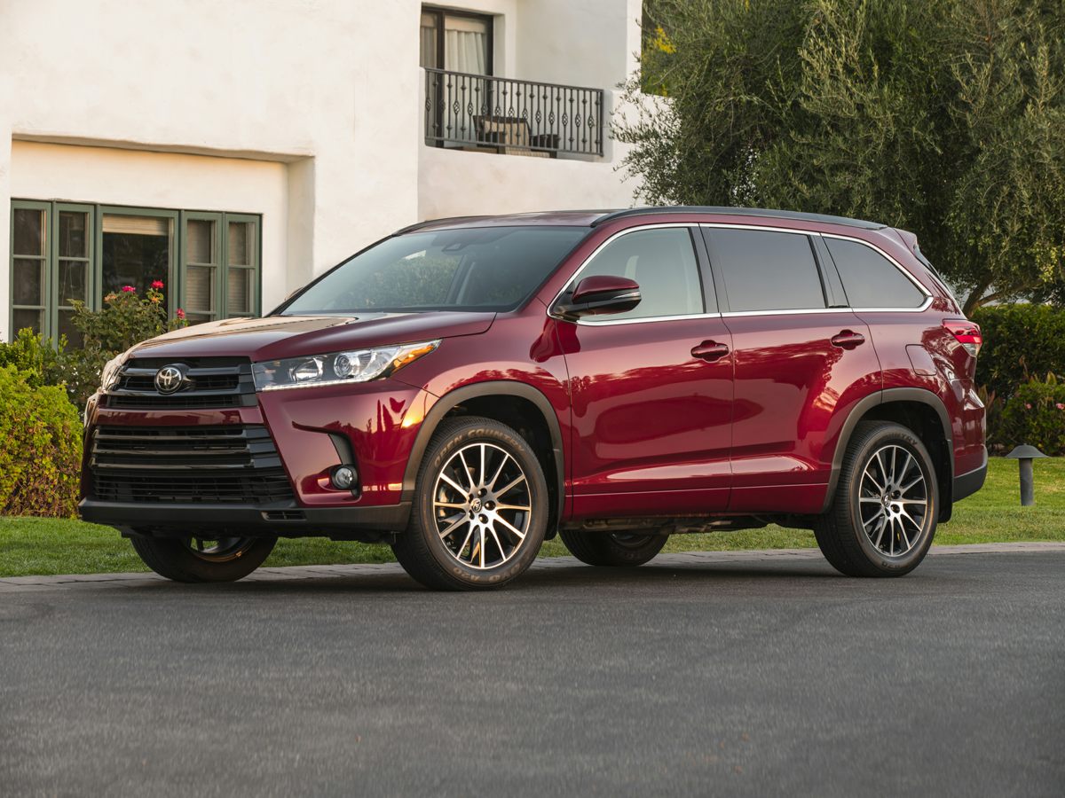 2017 Toyota Highlander Limited Platinum (1753) Main Image