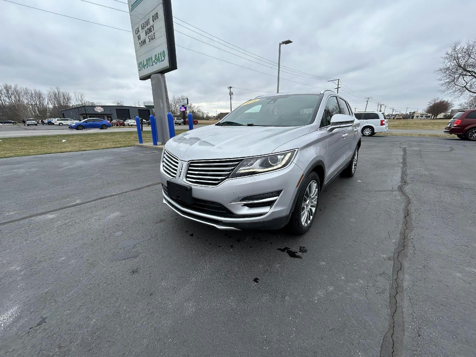 2016 Lincoln MKC Reserve (3589PMW) Main Image