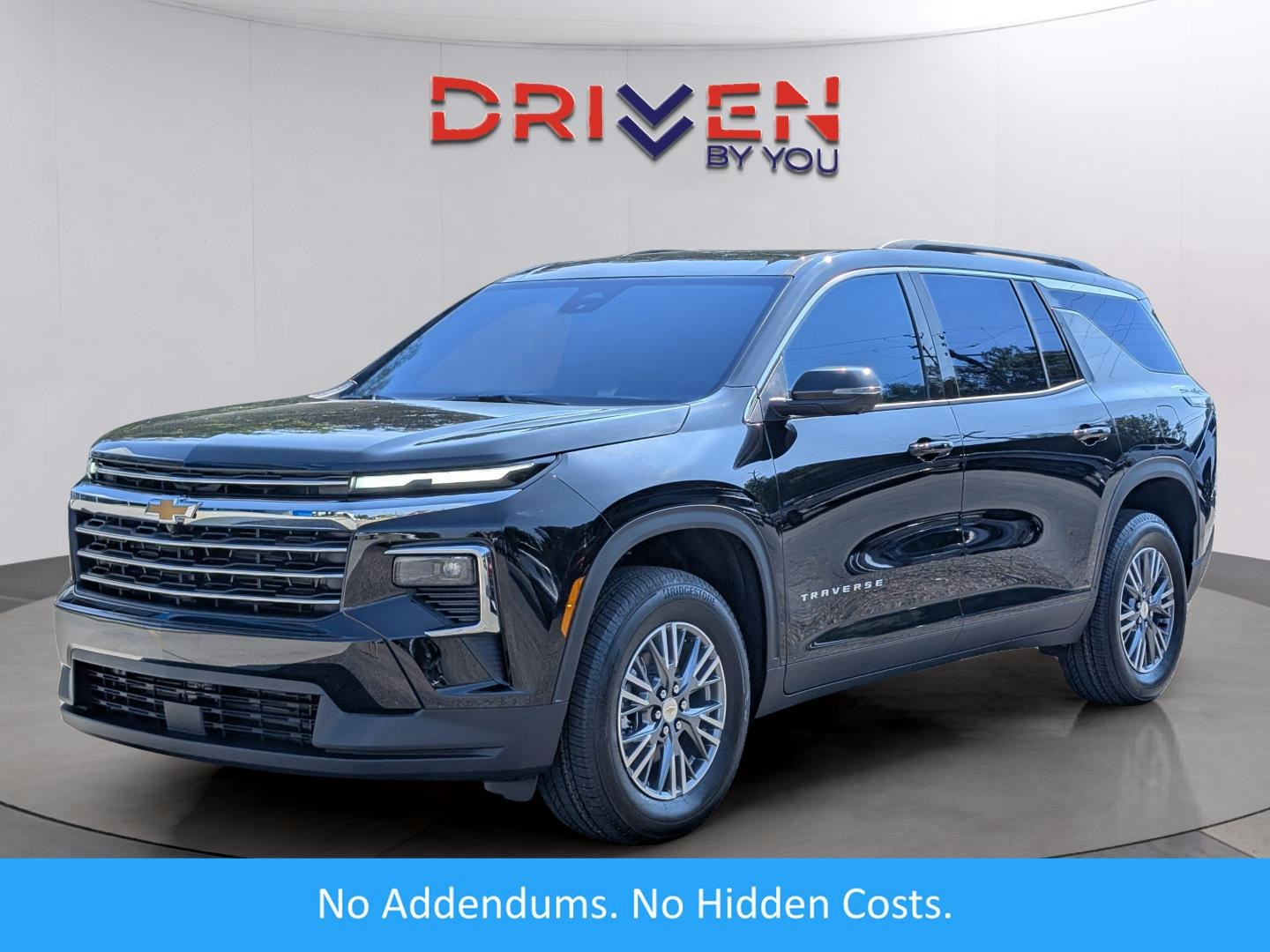 2026 Chevrolet Traverse FWD LT (FG30832) Main Image