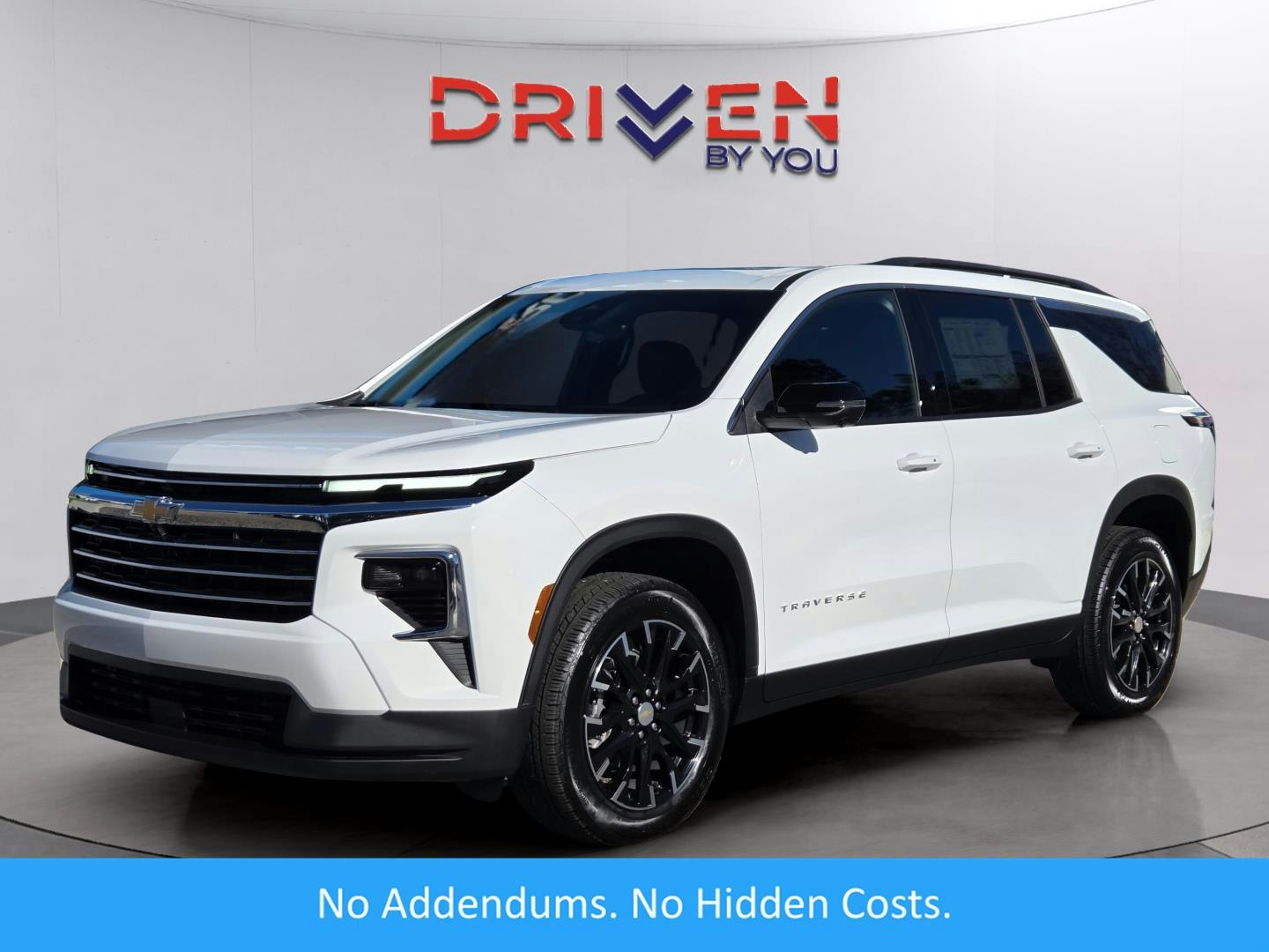 2026 Chevrolet Traverse FWD LT (FG41940) Main Image