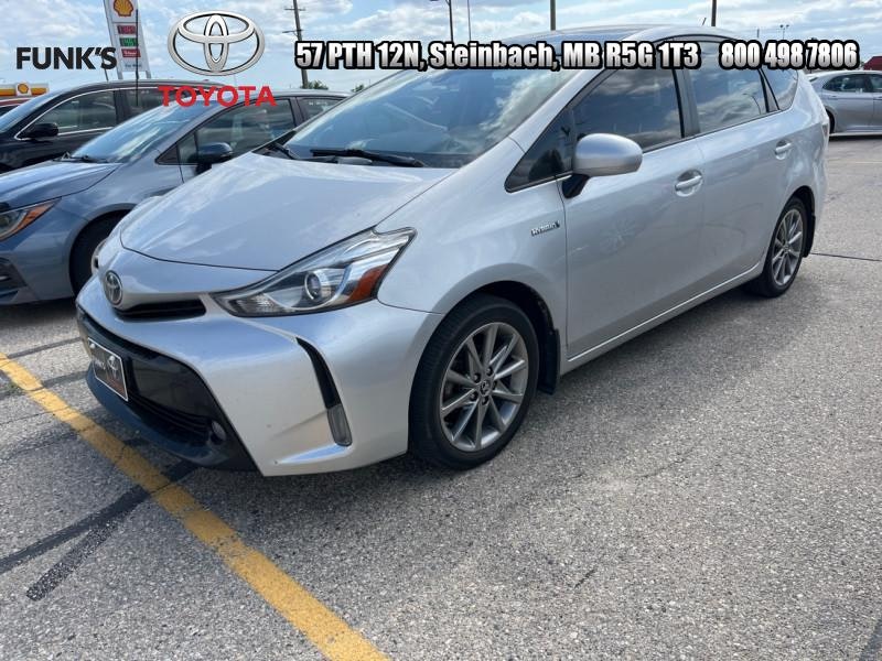 2017 Toyota Prius V Luxury (UP-31) Main Image