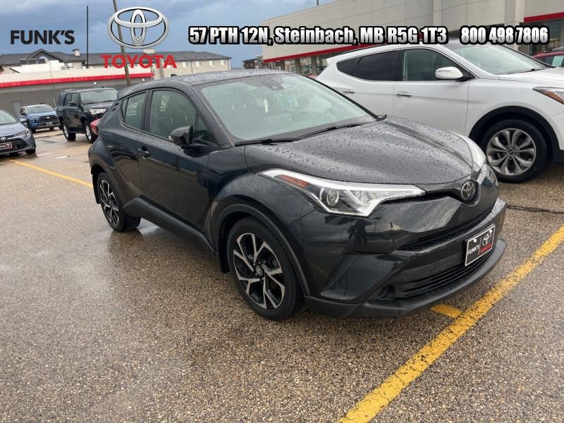 2019 Toyota C-hr XLE Package (UP-53) Main Image