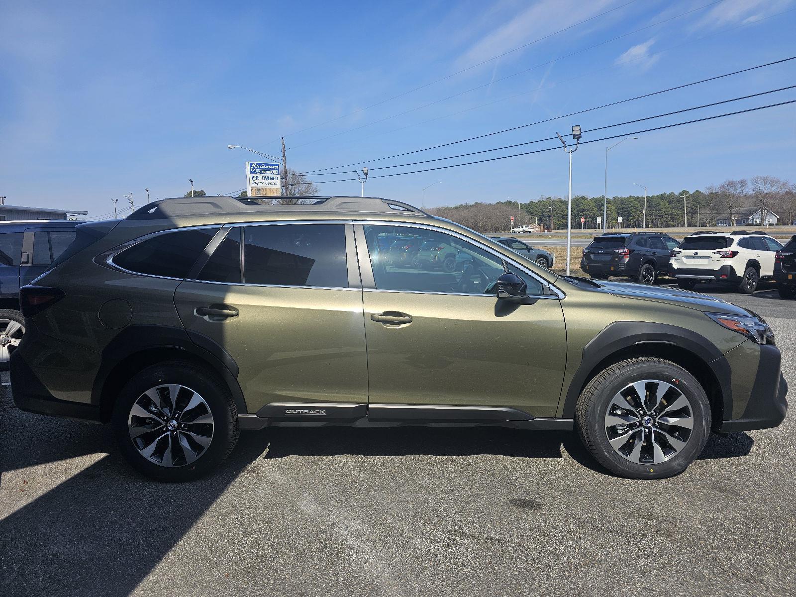 2025 Subaru Outback Limited photo 4