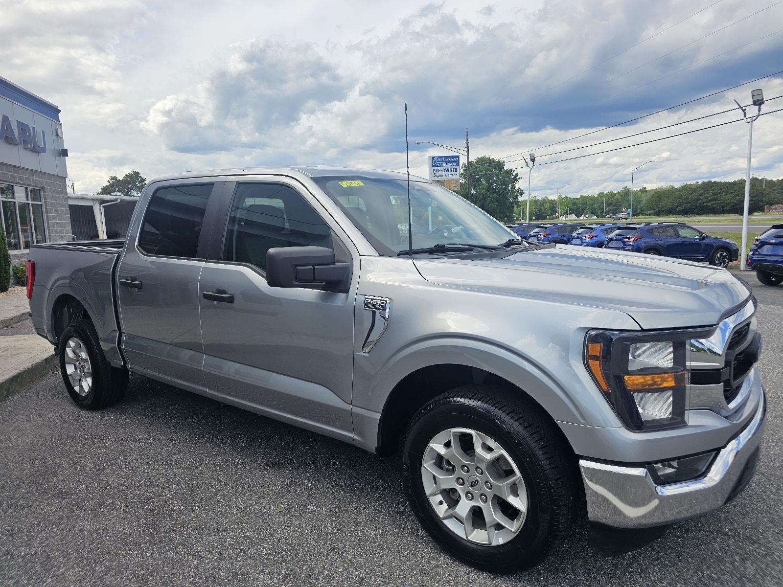 2023 Ford F-150 XLT photo 3