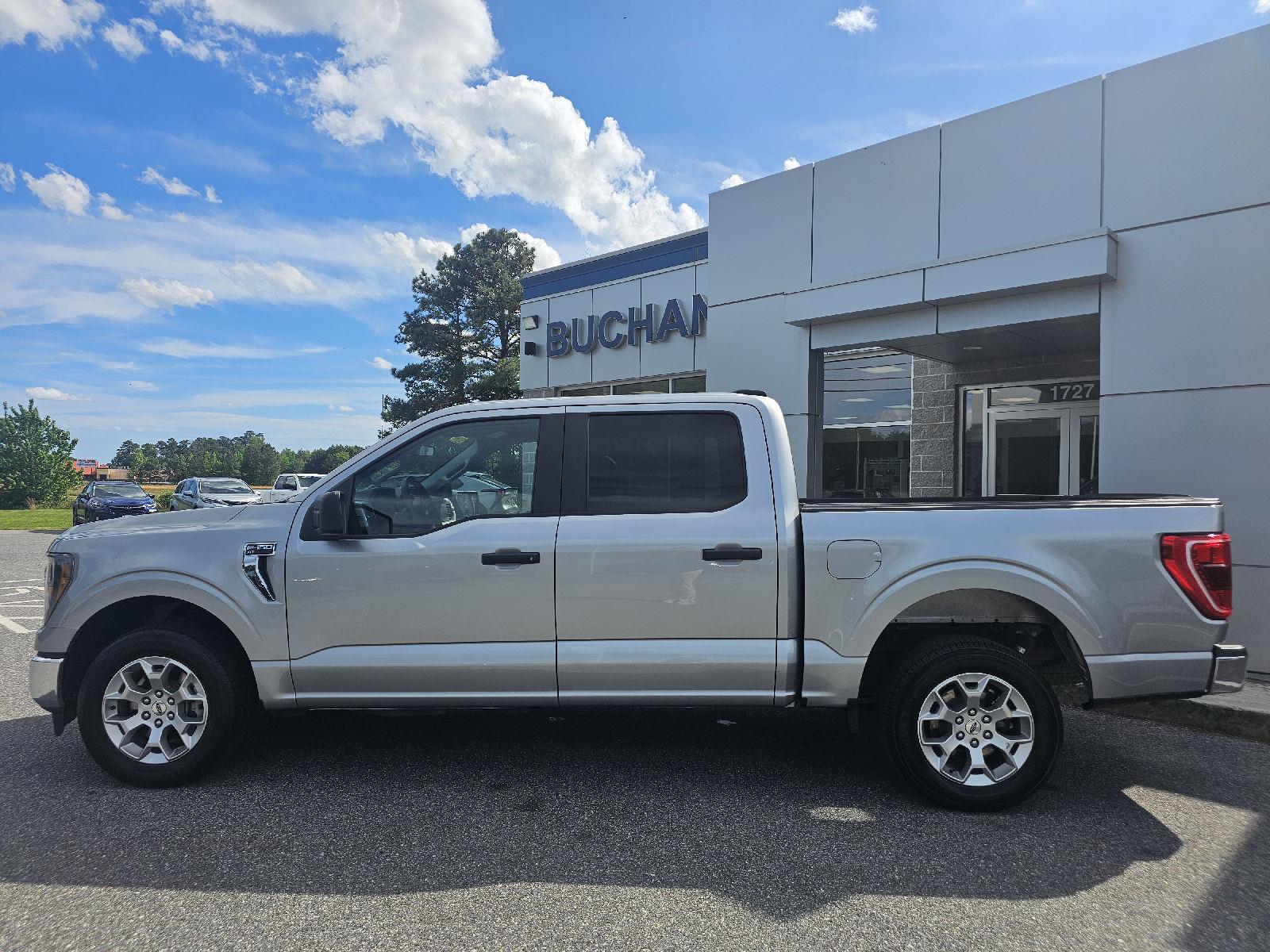 2023 Ford F-150 XLT photo 8