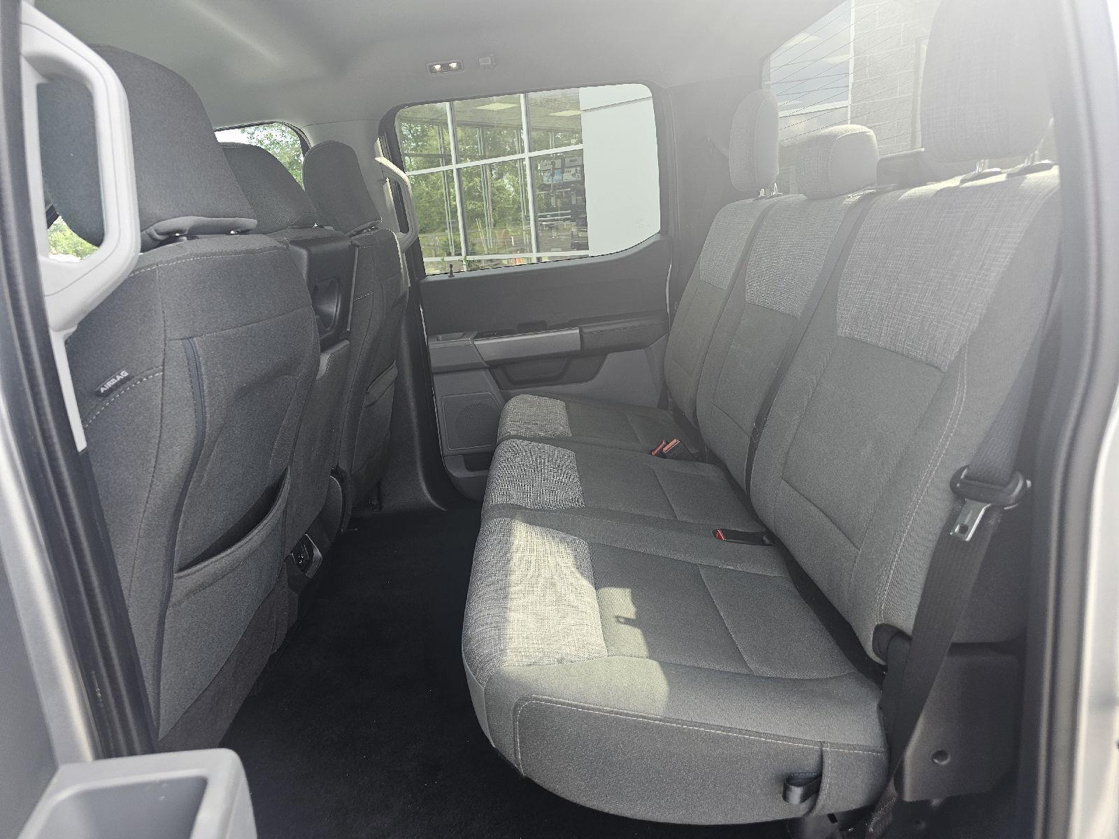 2023 Ford F-150 XLT photo 11