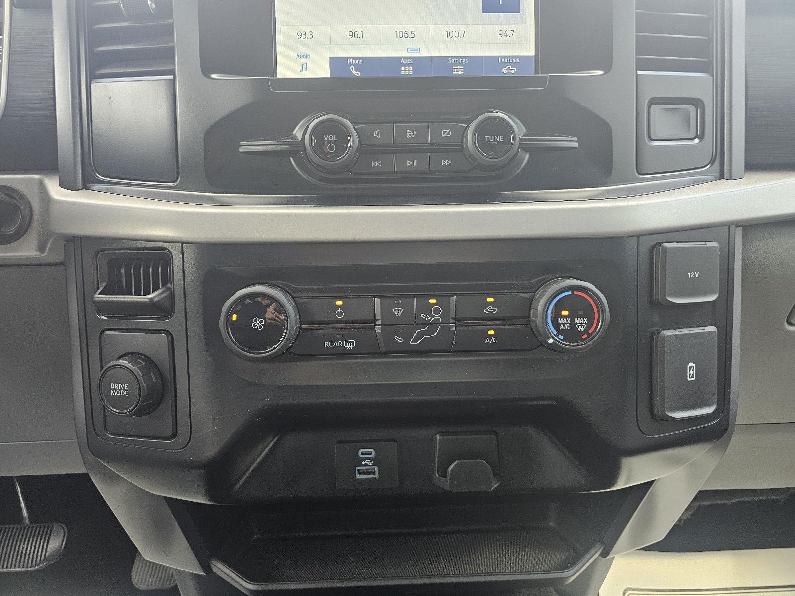2023 Ford F-150 XLT photo 16