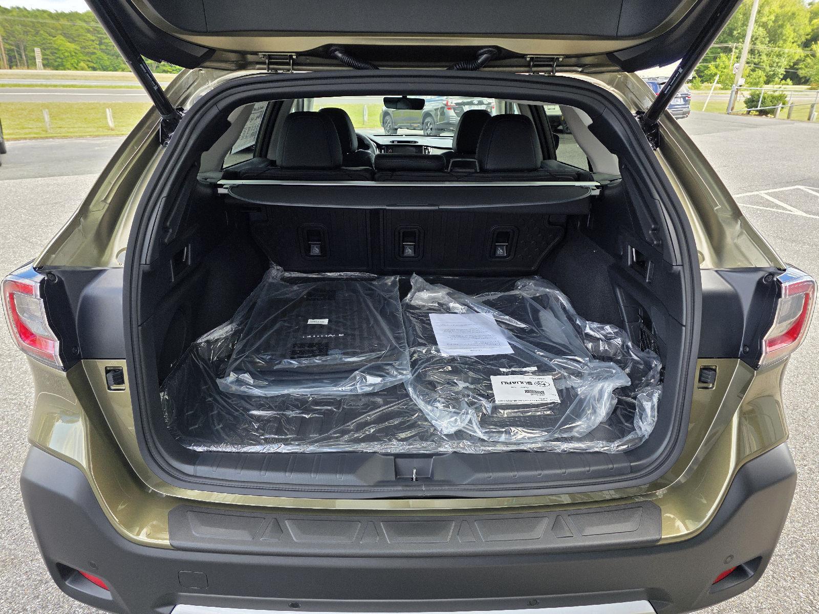 2025 Subaru Outback Limited photo 15