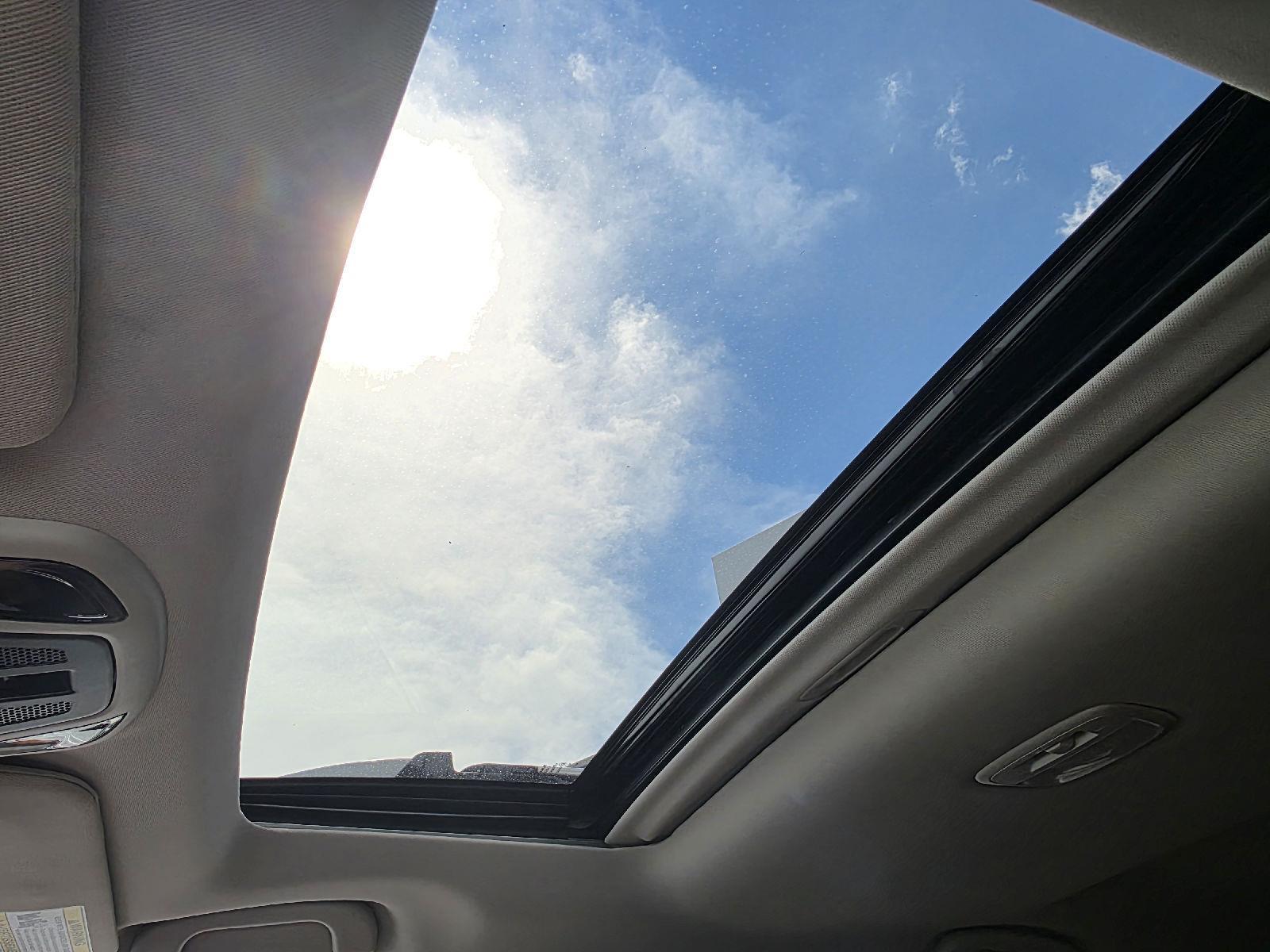 2025 Subaru Outback Touring photo 25