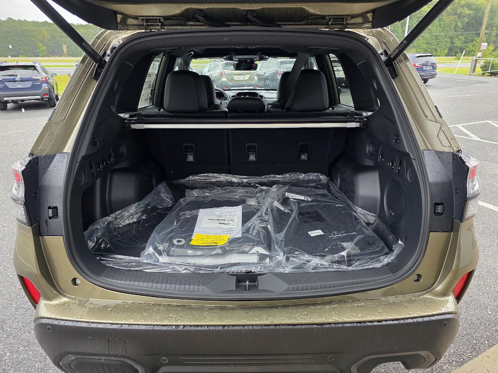 2025 Subaru Forester Limited photo 11