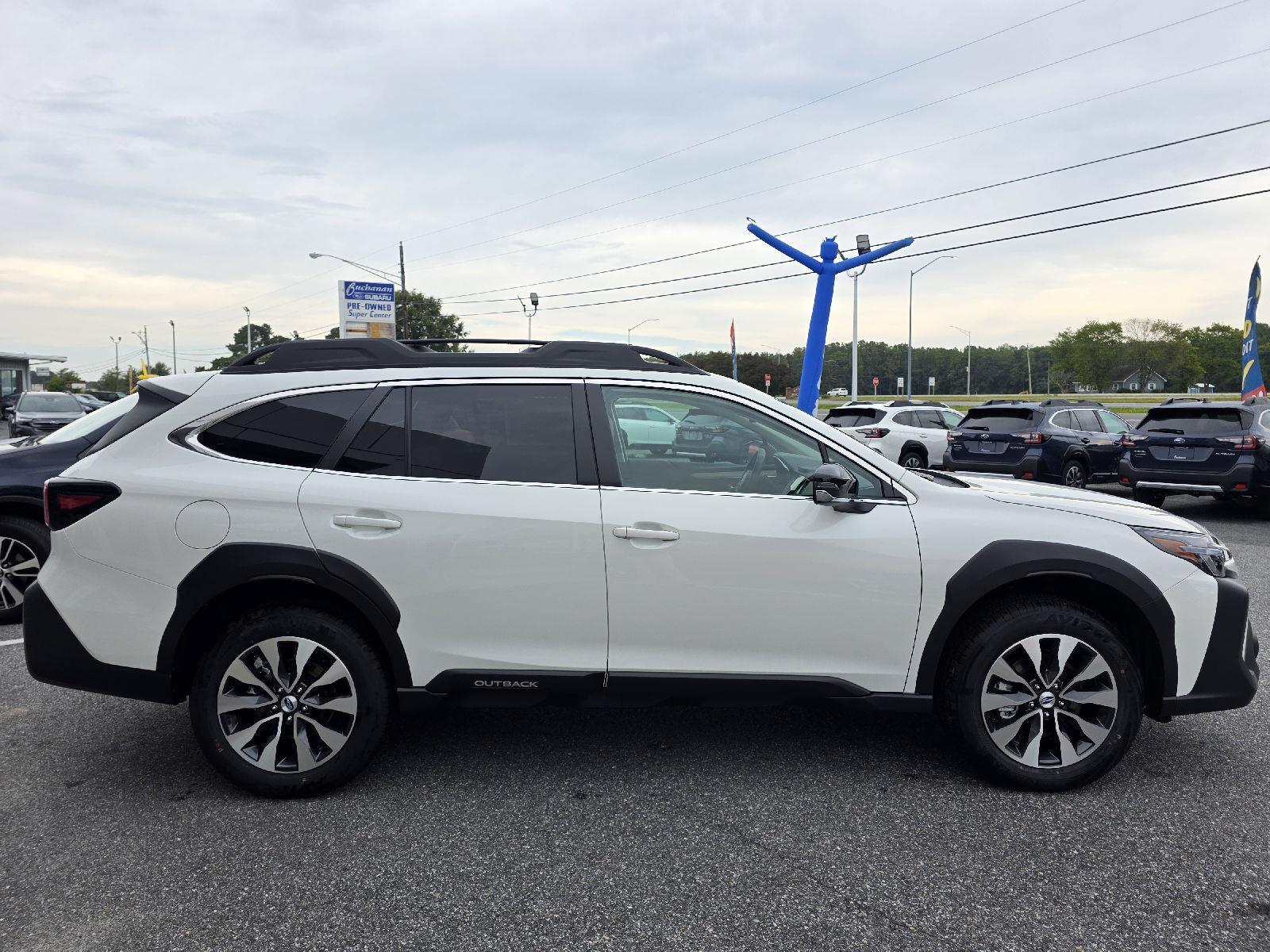 2025 Subaru Outback Limited photo 3