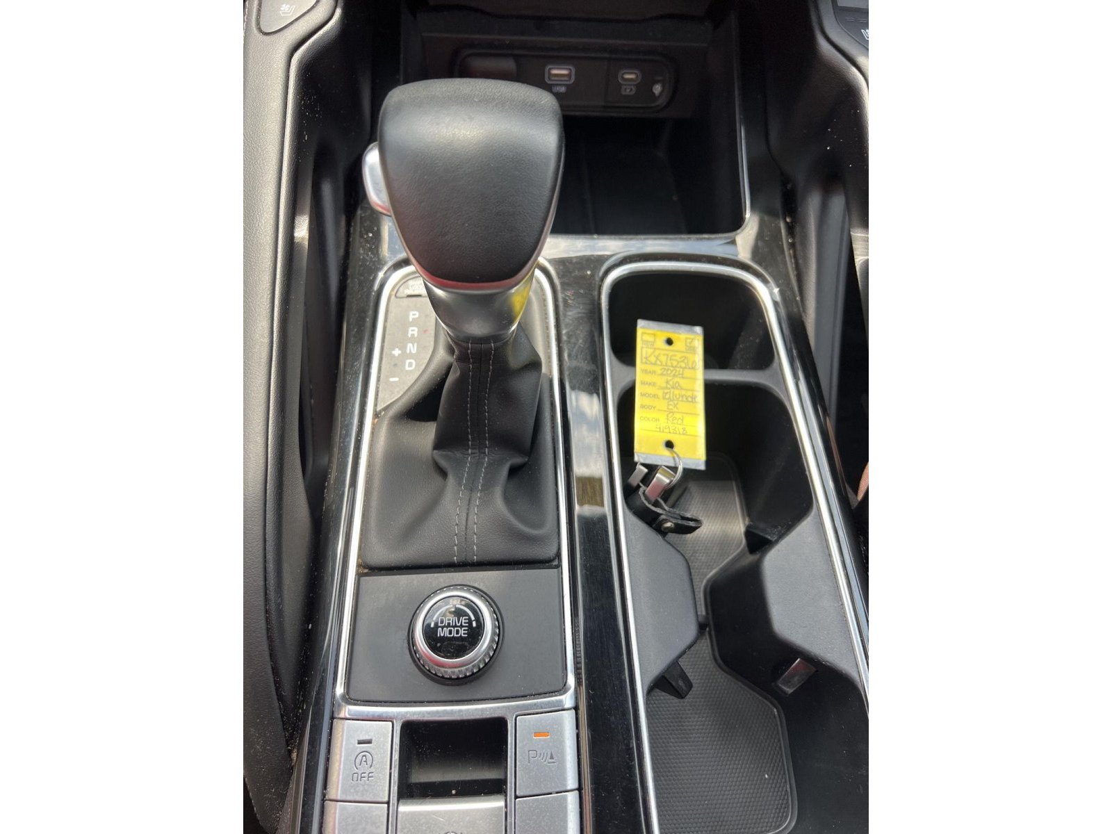 2024 Kia Telluride EX photo 17