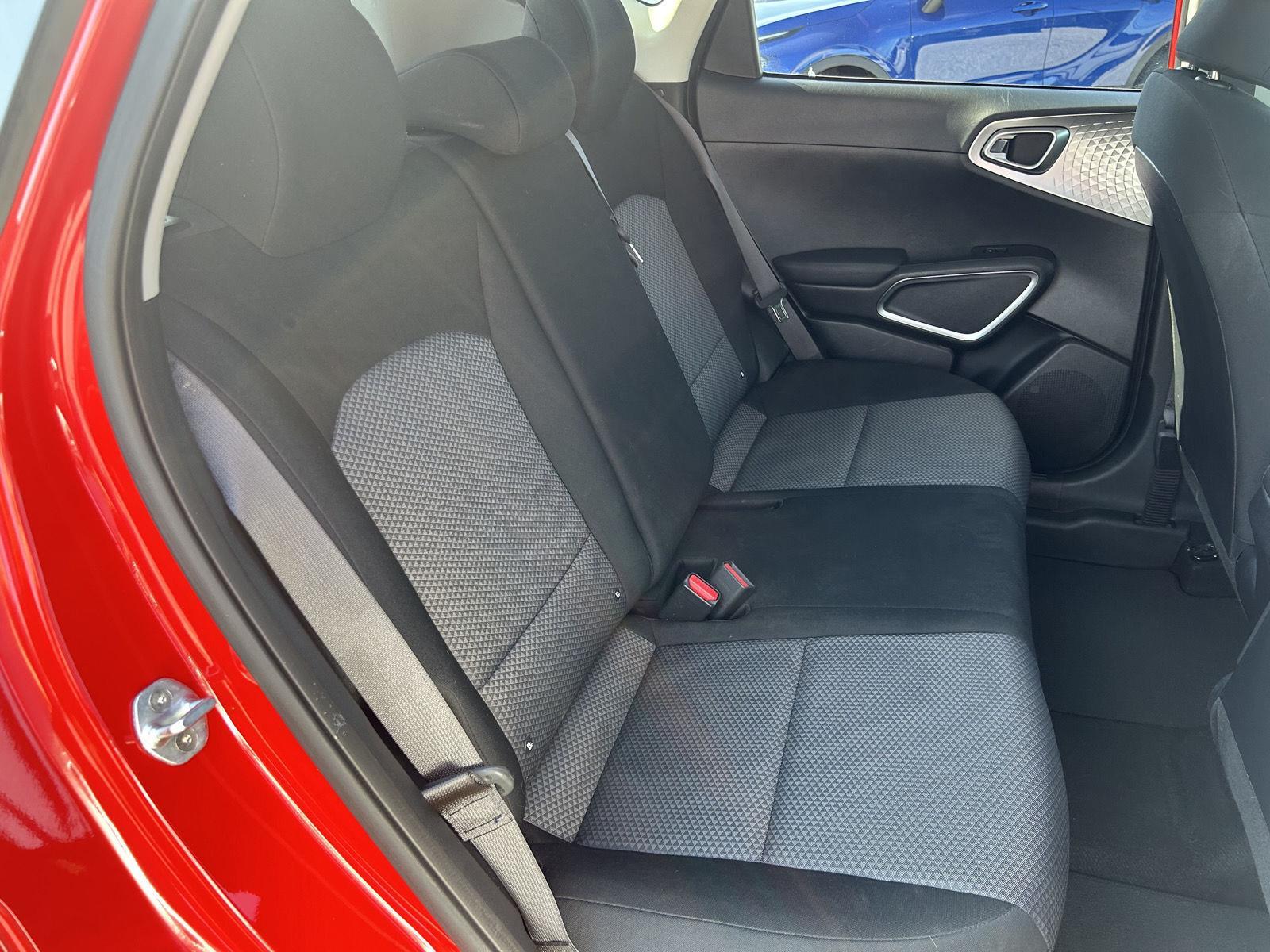 2022 Kia Soul LX photo 6