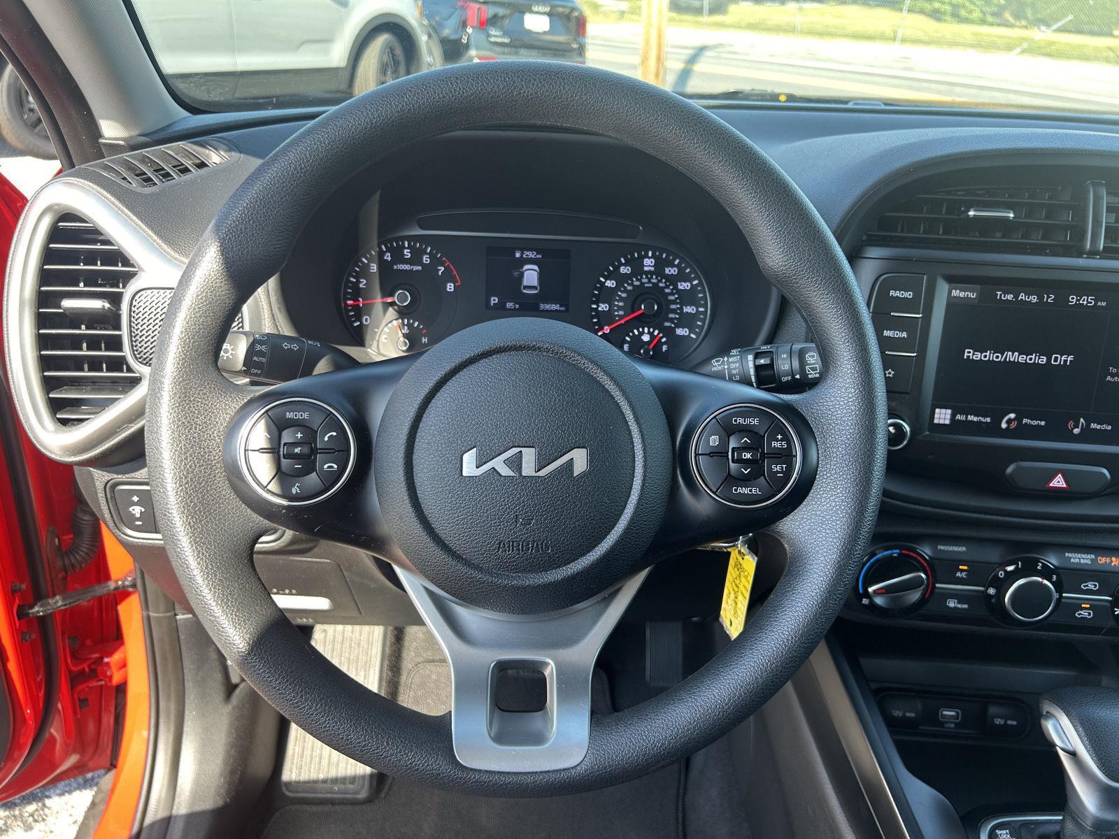 2022 Kia Soul LX photo 10