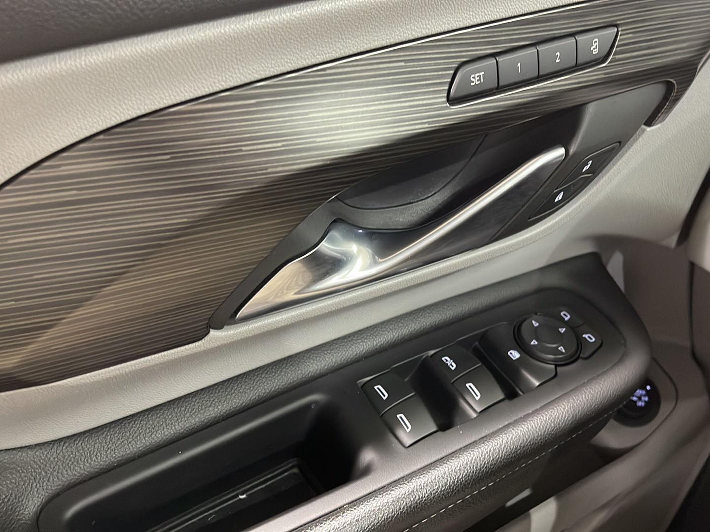 2024 Gmc Terrain SLT photo 12