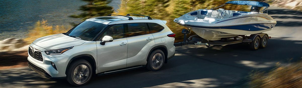 toyota highlander exterior body SUV towing performance