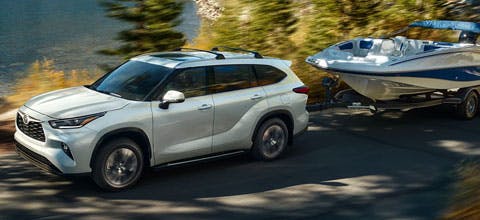 toyota highlander exterior body SUV towing performance