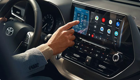 2022 toyota highlander connected services, safety sense, dashboard
