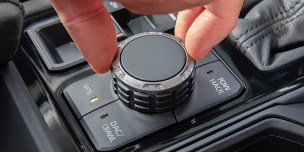  2023 toyota tundra performance features