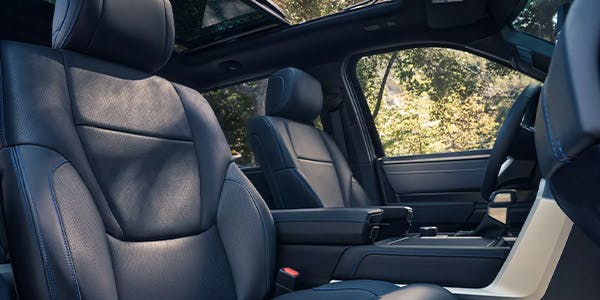  2023 toyota tundra interior features