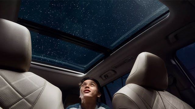 toyota highlander - interior -  panoramic moonroof