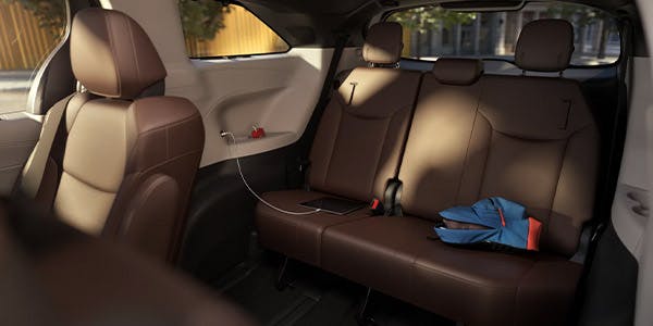 toyota sienna interior seating