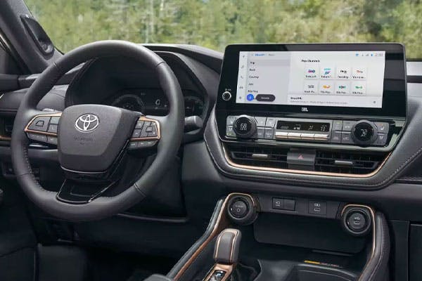toyota grand highlander interior