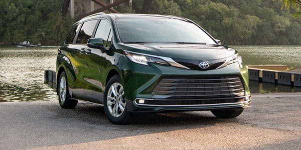 toyota sienna body exterior