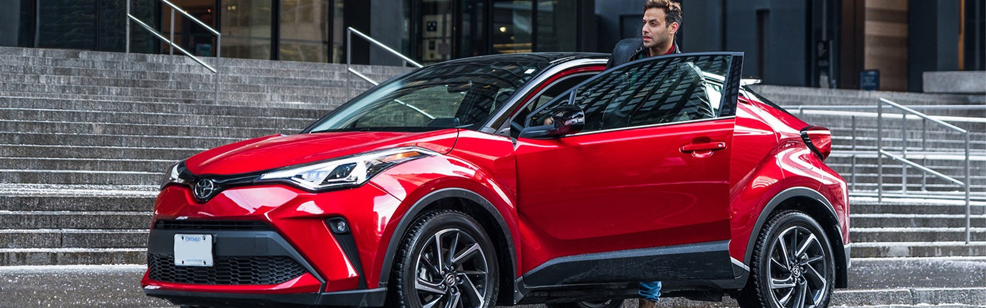 2022 toyota c-hr - utility vehicle