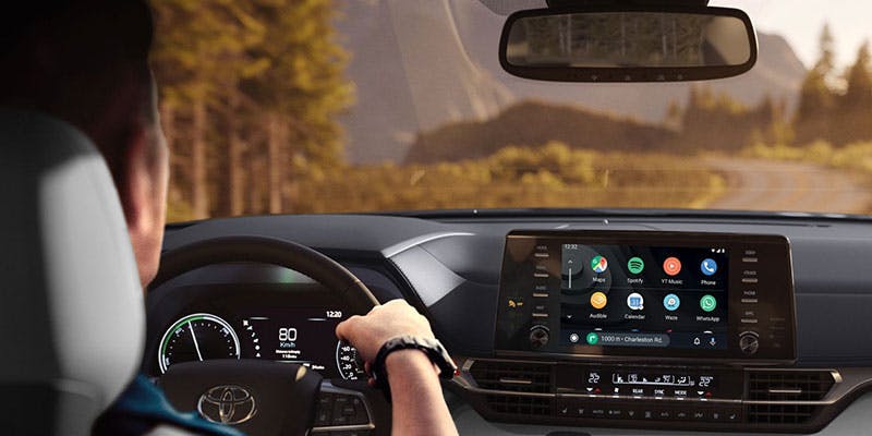 toyota sienna - connected services