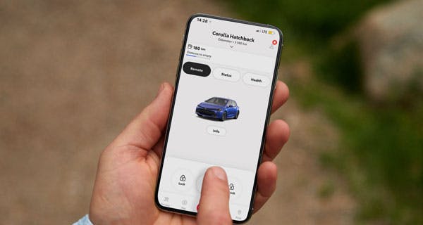 toyota corolla hatchback remote connect