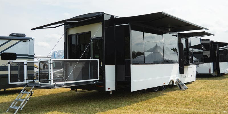 axiom rv exterior