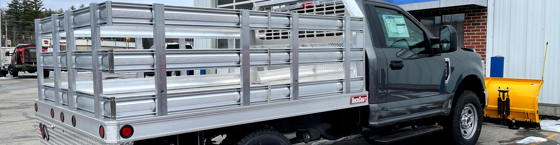 truckcraft-platform-bodies-full-service-truck-repair-upfitting-hillsboro-truck-equipment