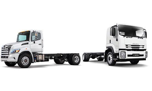 Hino 268 vs. Isuzu FTR