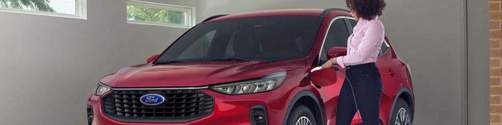 ford-escape-hybrid-home-charging