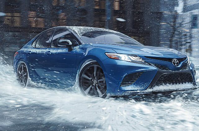 2020 toyota camry in snow conditions