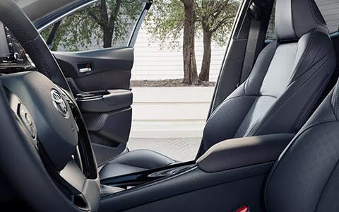 2022 toyota c-hr interior