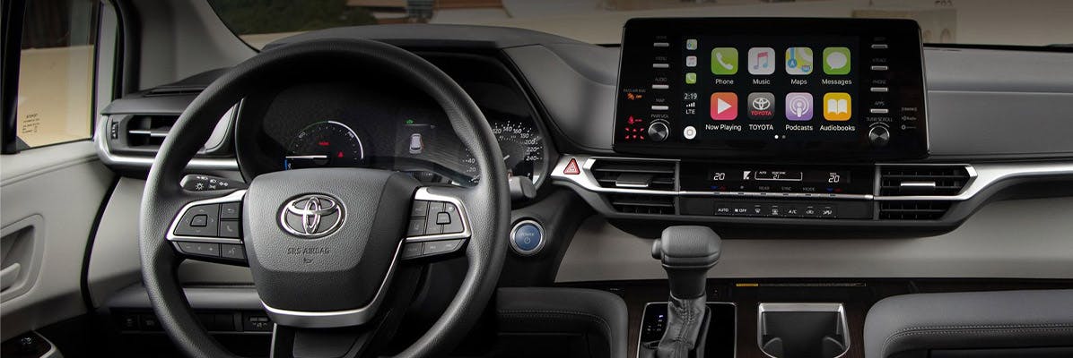 toyota sienna technology - entertainment