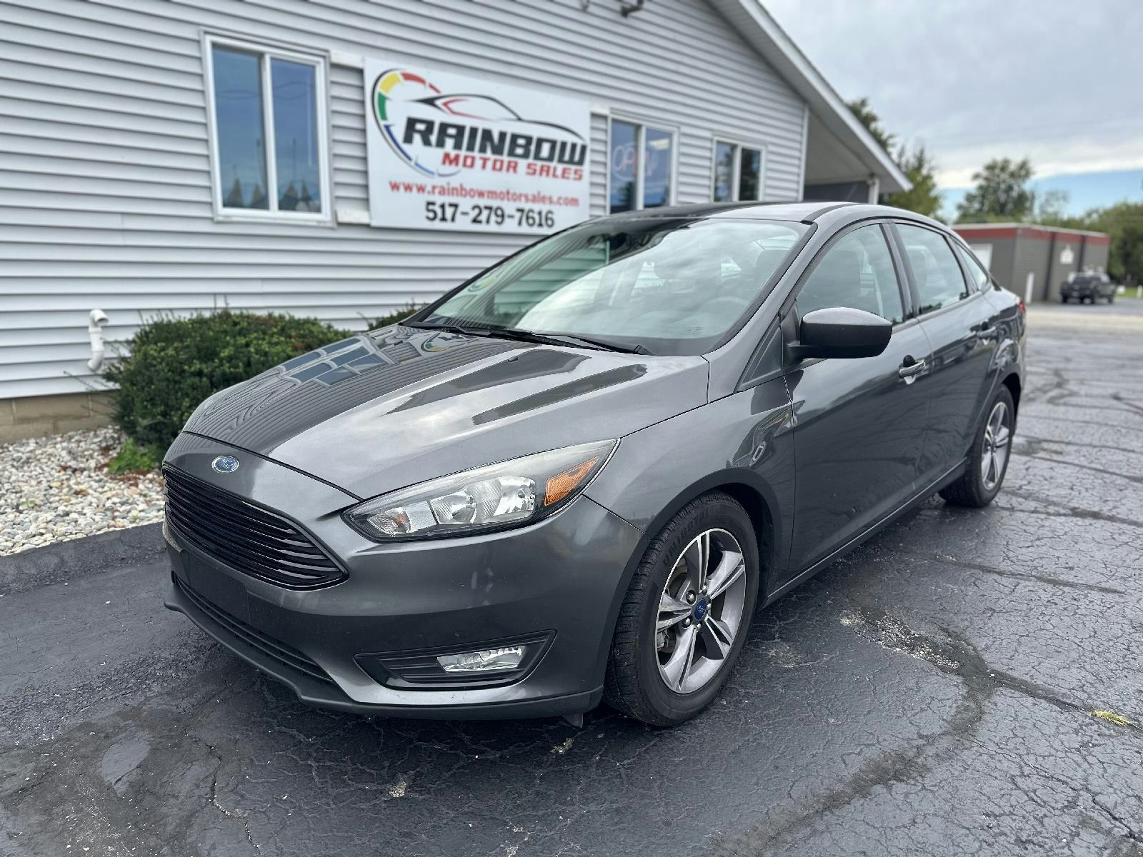 2018 Ford Focus SE (23677) Main Image