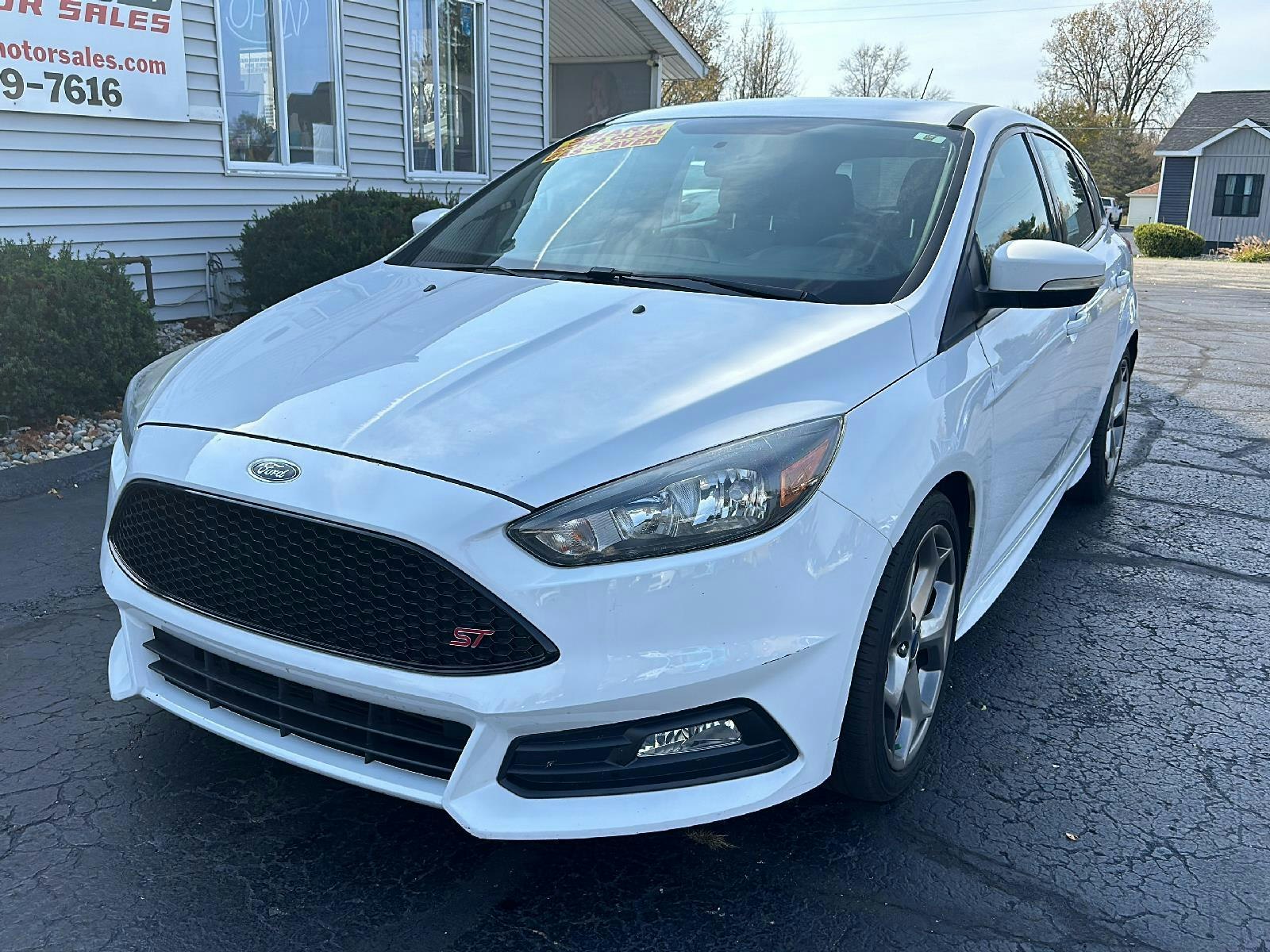 2017 Ford Focus ST (23694) Main Image