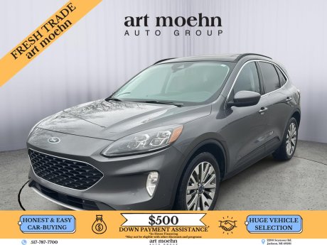 2022 Ford Escape Titanium Hybrid 