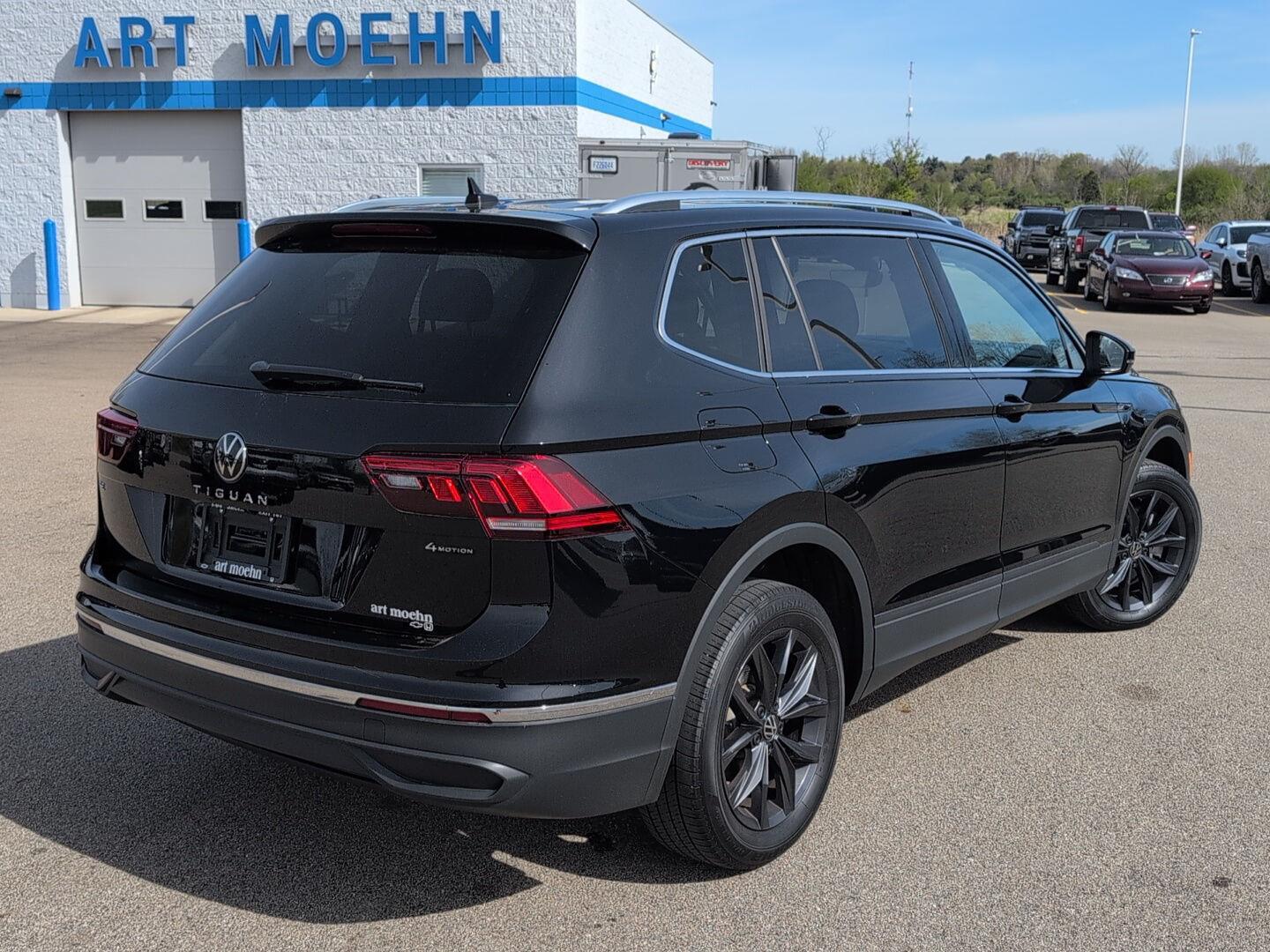 2022 Volkswagen Tiguan SE - Photo 7