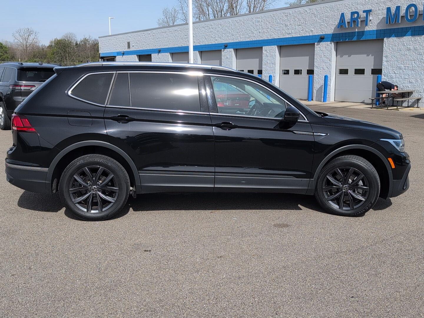 2022 Volkswagen Tiguan SE - Photo 8