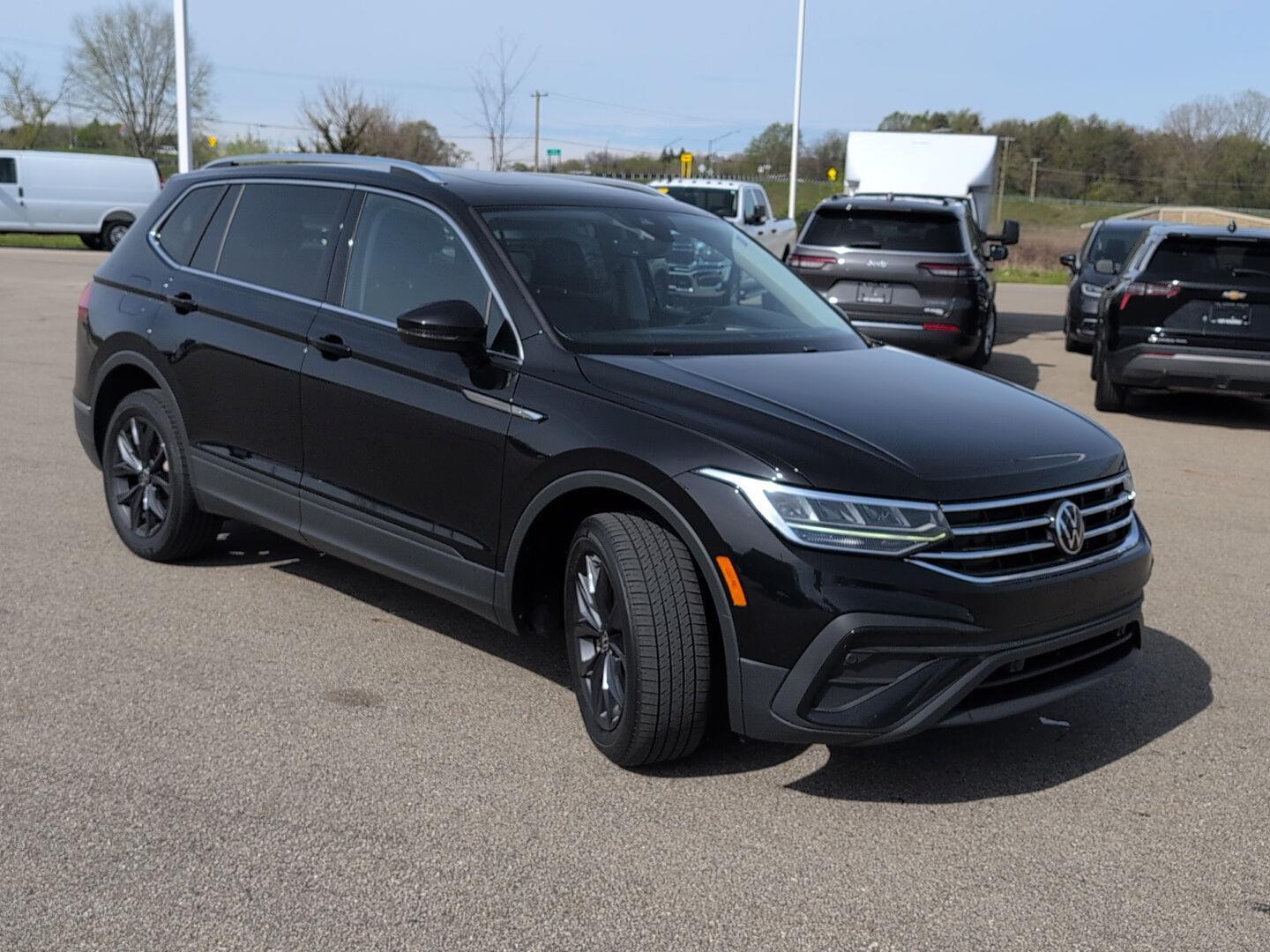 2022 Volkswagen Tiguan SE - Photo 9