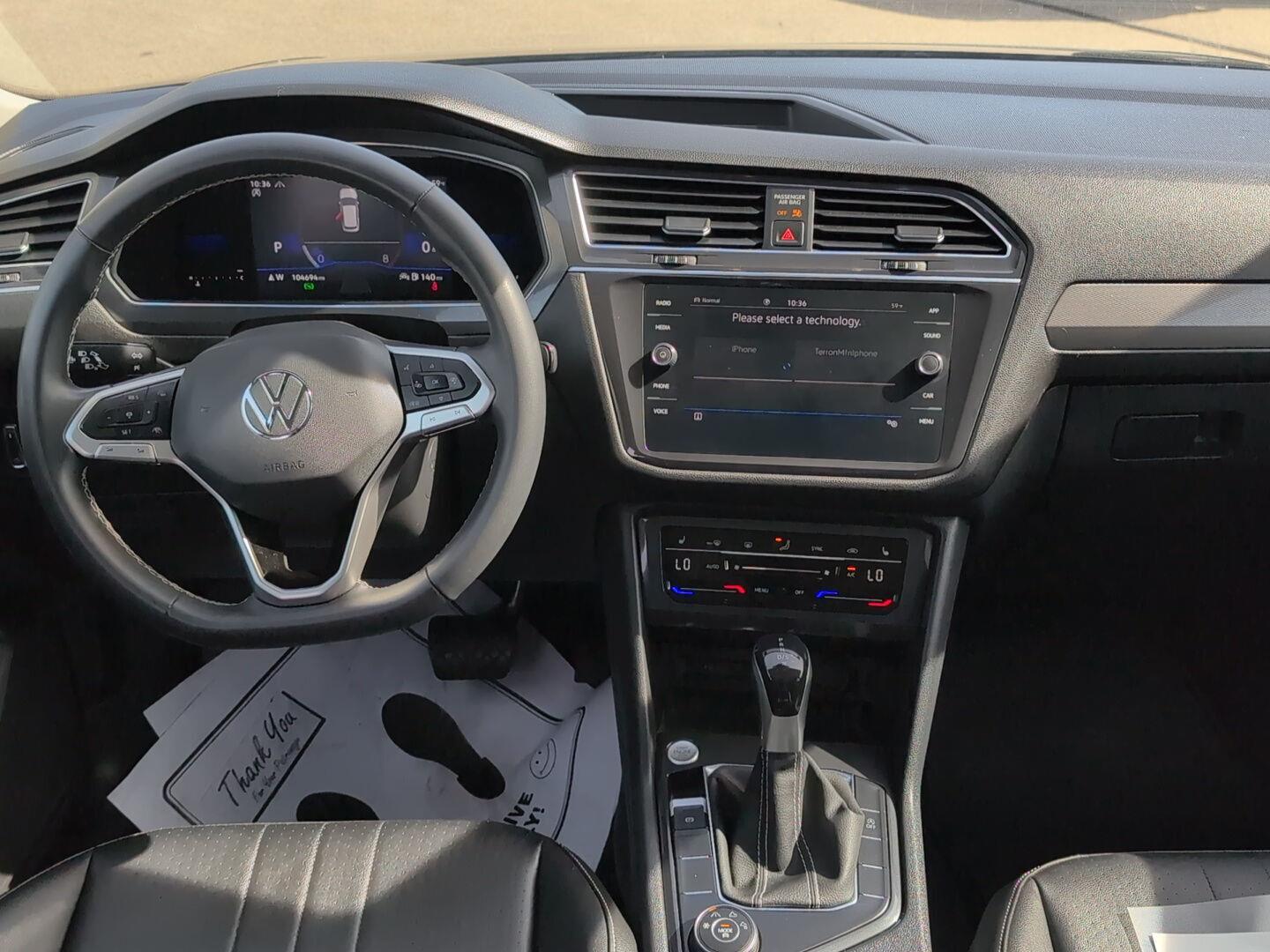 2022 Volkswagen Tiguan SE - Photo 14
