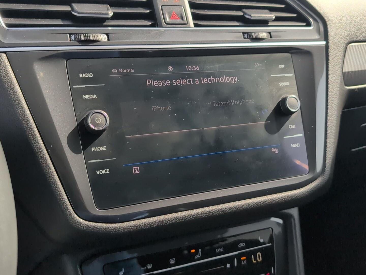2022 Volkswagen Tiguan SE - Photo 27